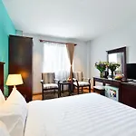 Cherry Central Hotel- Near Opera House